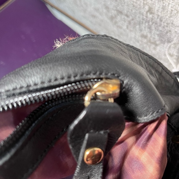 Stuart Weitzman Napa Black Leather/Calfskin leopard print shoulder bag - Picture 13 of 16